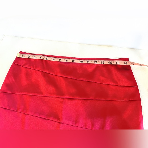 Monroe & Main Red/Fuchsia Poly Pencil Mini Skirt size 10 - Picture 3 of 11